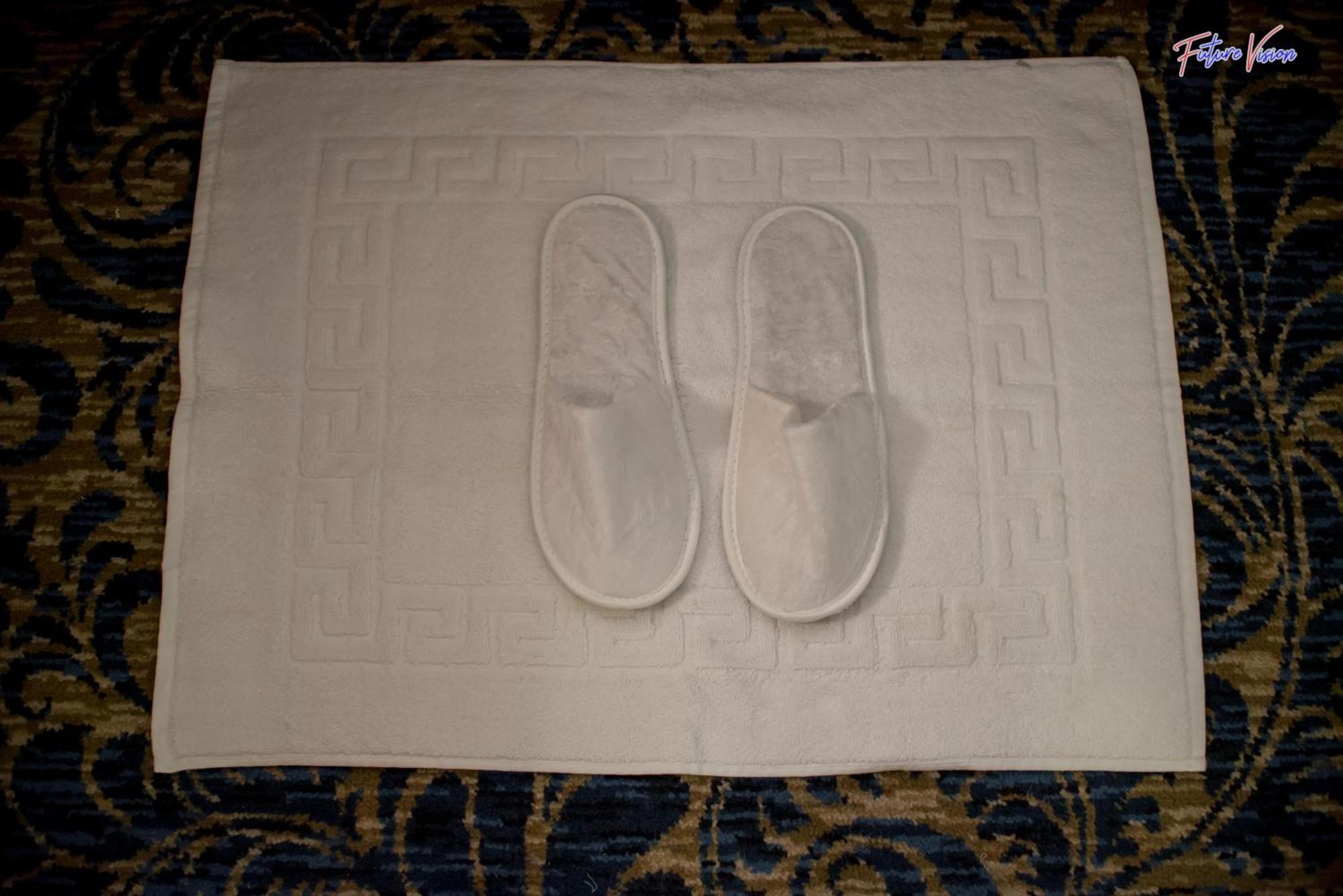Rehana Plaza Hotel Cairo Exterior foto A bath mat