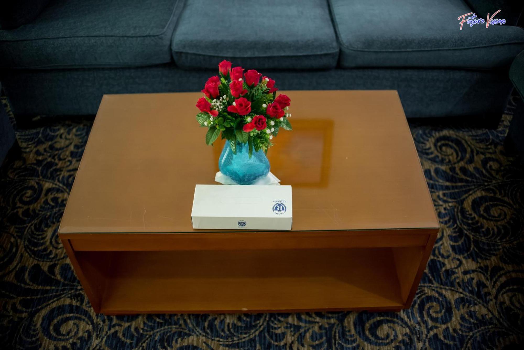 Rehana Plaza Hotel Cairo Exterior foto A coffee table